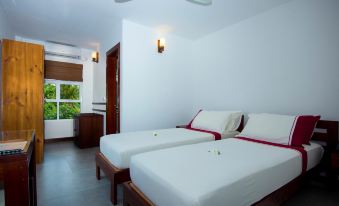 Ariston Dhangethi Inn