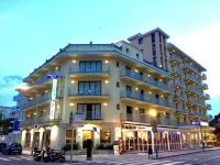 Hotel Stella Maris - Pools