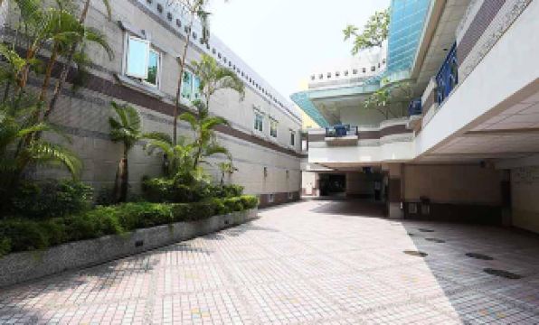 Royal Group Motel Tainan Branch