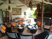 Sidz Cottage Hotels in Akshi