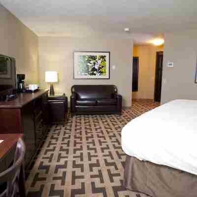 Bear Claw Casino & Hotel Rooms