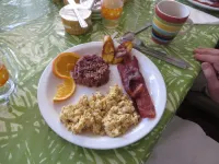 Cariari Bed & Breakfast - breakfast