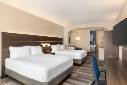 Holiday Inn Express & Suites DENVER AIRPORT by IHG