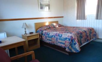 Kingsway Inn