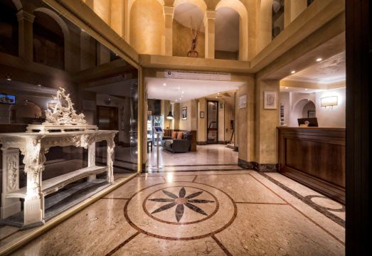 호텔 피티 팔라체 알 폰테 베키오