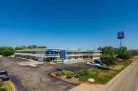 Motel 6-Bellmead, TX - Waco Hotels in Bellmead