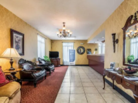 エコノ ロッジ コロンバス ニア エアポート コロンバスのホテル