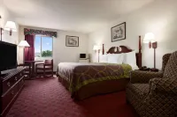 Super 8 by Wyndham Aurora/Naperville Area Hotels in Aurora