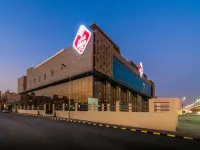 فندق عابر الصحافة Hotels near كلية العناية الطبية