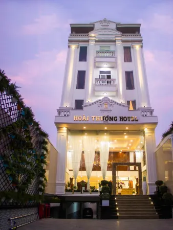 Hoài Thương Hotel Отели в г. Phu Dong
