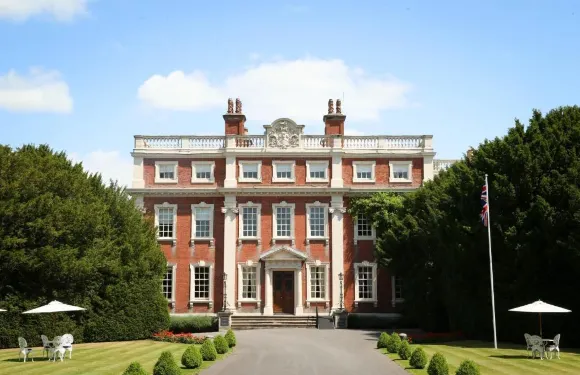 斯温芬大廳酒店