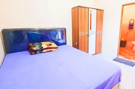 Green Kanca Syariah Guest House Mitra RedDoorz Отели в г. Пасуруан