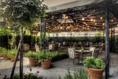 Solun Hotel & Spa Hotels near Old Bazaar - Skopje Old Town