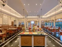 Trident, Udaipur Hotels near Udaipur Train Station