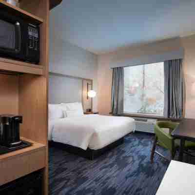 Fairfield Inn & Suites Tyler South Rooms