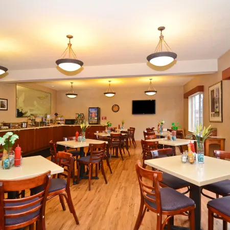 Best Western Plus Park Place Inn  Suites