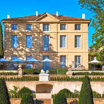 Chateau de la Gaude Hotel Exterior