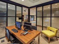 Hampton Inn & Suites Sacramento at Csus Hotels near Curtis Park