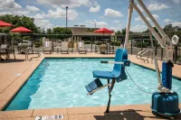 Hampton Inn & Suites Tempe/Phoenix Airport - Pools
