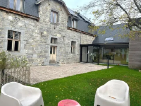 Le Presbytère de Sautour فنادق في 