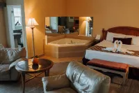 Skaneateles Suites Hotels near Seneca Museum of Waterways and Industry