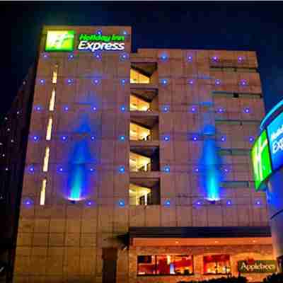 Holiday Inn Express Toluca Galerias Metepec Hotel Exterior