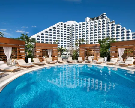 Crown Metropol Perth Hotels in Burswood