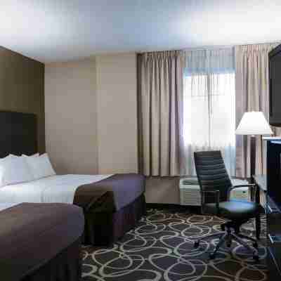 Holiday Inn Niagara Falls-Scenic Downtown, an IHG Hotel Rooms