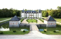 Château-Hôtel de Bourron Các khách sạn ở Treuzy-Levelay