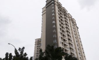 Modern and Good 2Br Mustika Golf Apartment