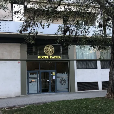 Hotel Radha