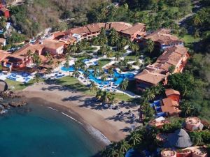 El Careyes Beach Resort