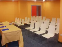 Hotel Gran Via - 3-Star