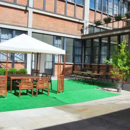 Mio Hostel