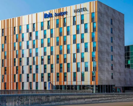 イビス バジェット ルーヴェン セントラム ルーベンのホテル