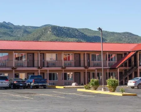 Mountain View Lodge Hotels in Parowan