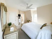 By the Sea Guests Bed & Breakfast and Suites Hotels in Harwich
