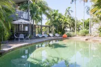 Motel Nomad - Private Pools