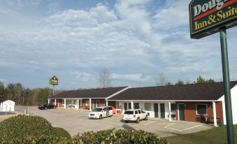 Douglas Inn & Suites, Blue Ridge, GA