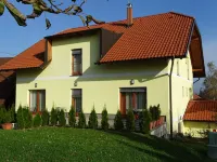 Guesthouse Mesec Zaplana Hotels in Municipality of Vrhnika