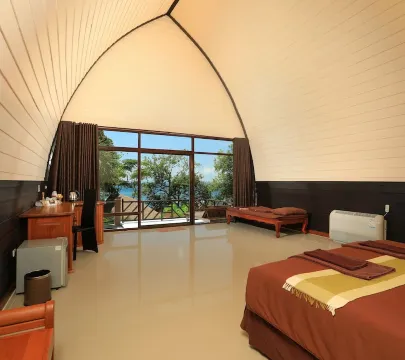 วิลล่าคลิฟโอเชี่ยน