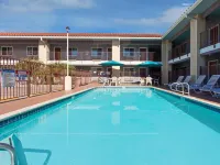 Signature Temecula - Pools