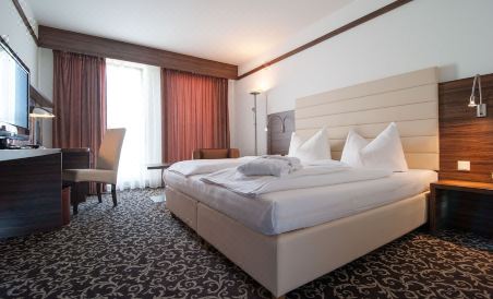 Hotel Metropol - Housity
