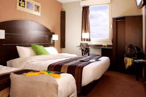 Hôtel Akena City Caudry Hotel a Romeries