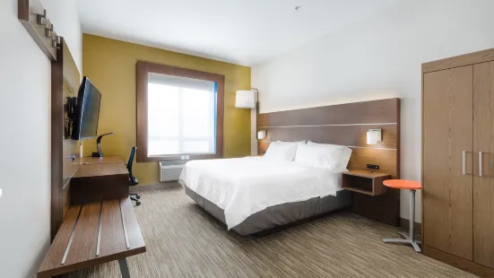 Holiday Inn Express Grande Prairie