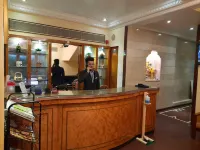 Ramee Guestline Hotel Khar Hotels near Bandra Train Station
