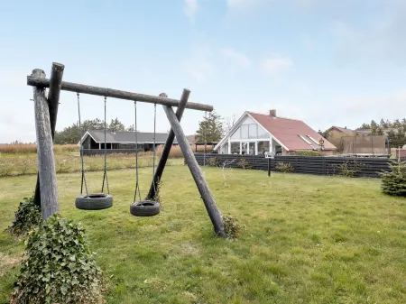 "Gizella" - 850m to the Fjord