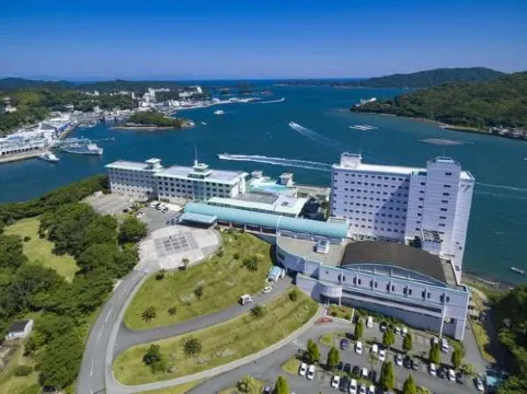 Toba Seaside Hotel