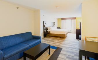 Holiday Inn Express & Suites Shelbyville