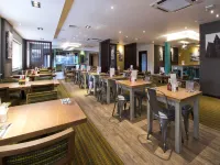 Premier Inn Glasgow Braehead โรงแรมใกล้ไอบร็อกซ์ สเตเดียม